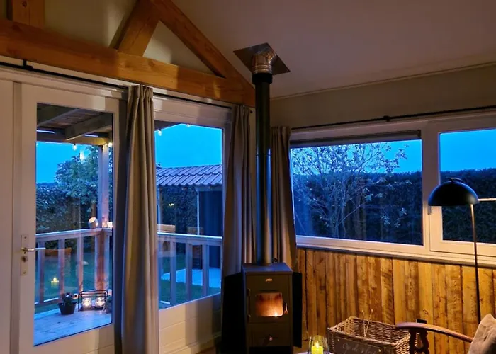 Benb Huys De Landerije Bed and Breakfast 4*