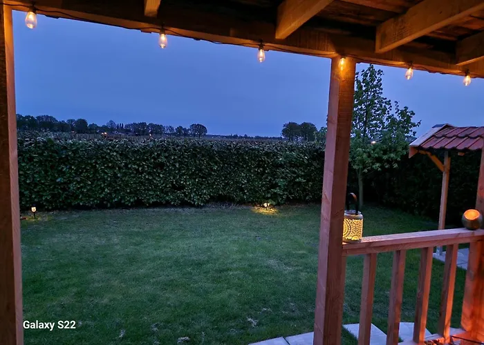 Bed and Breakfast Benb Huys De Landerije 4*