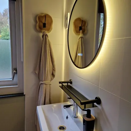 Benb Huys De Landerije Bed & Breakfast Wouwsche Plantage