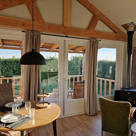 לינה וארוחת בוקר Benb Huys De Landerije